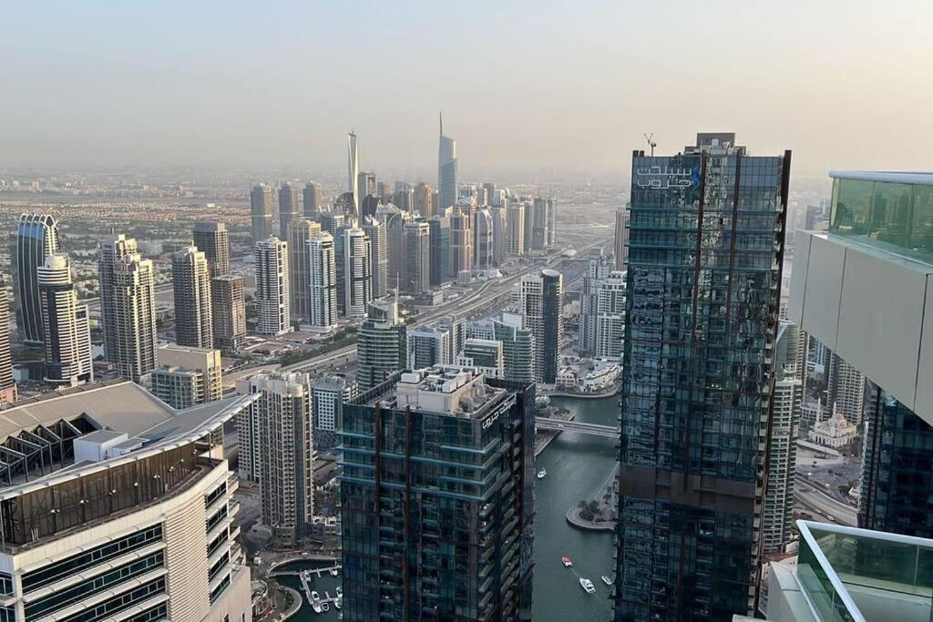 High Floor With City Skyline & Burj Khalifa View 3 Bedroom Unit Marina Dubai Exteriör bild