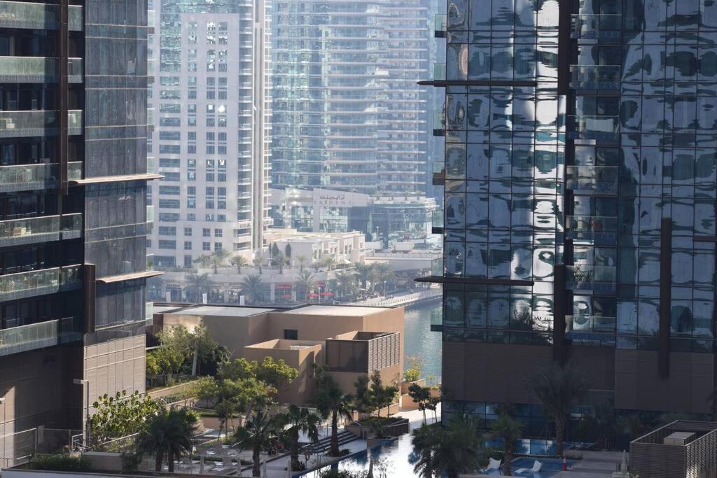 High Floor With City Skyline & Burj Khalifa View 3 Bedroom Unit Marina Dubai Exteriör bild