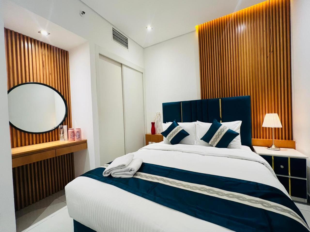 High Floor With City Skyline & Burj Khalifa View 3 Bedroom Unit Marina Dubai Exteriör bild