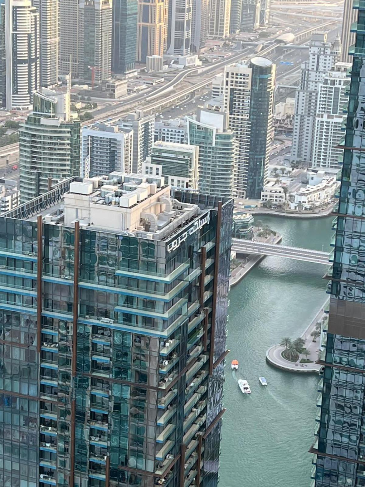 High Floor With City Skyline & Burj Khalifa View 3 Bedroom Unit Marina Dubai Exteriör bild