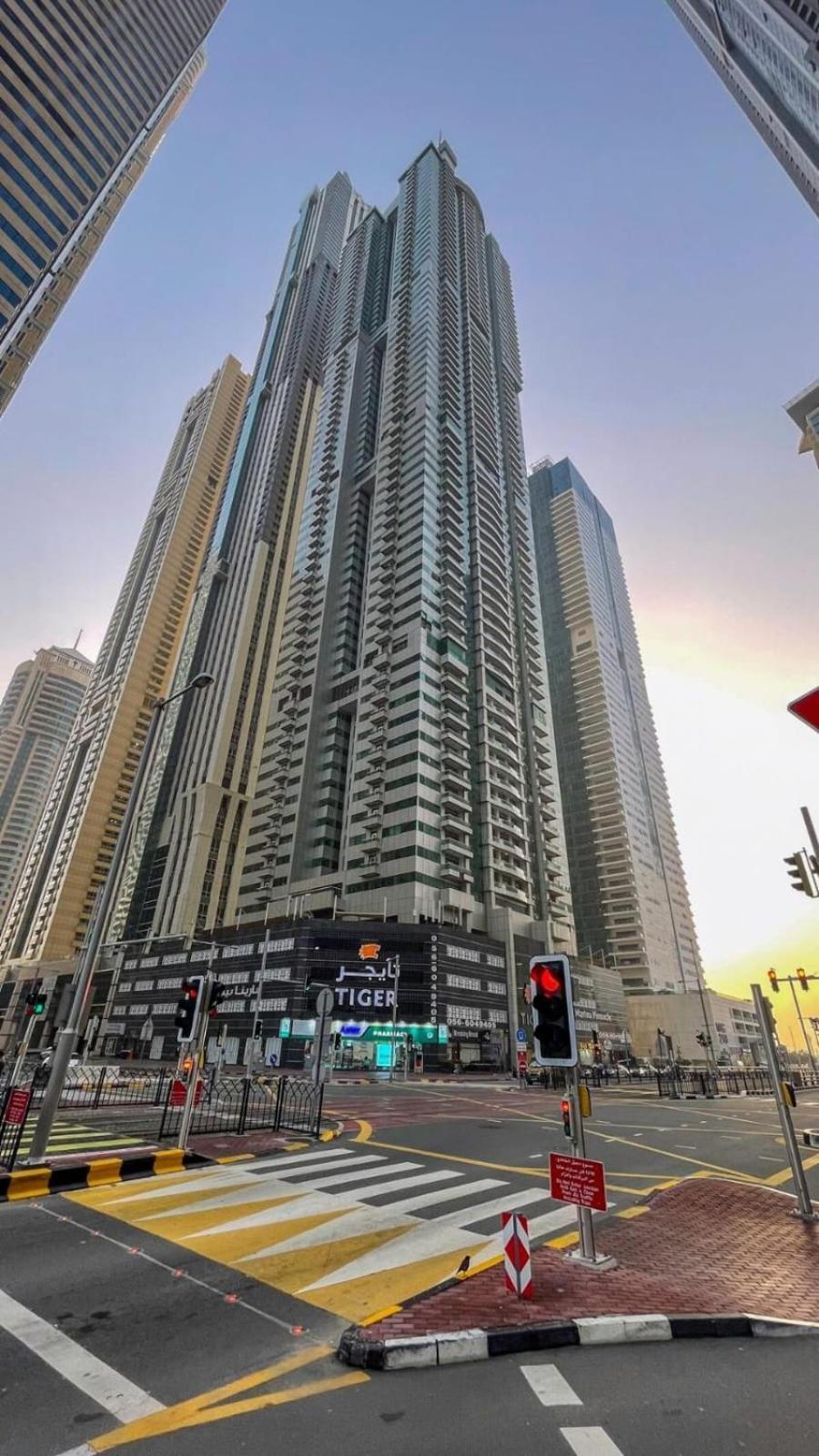 High Floor With City Skyline & Burj Khalifa View 3 Bedroom Unit Marina Dubai Exteriör bild